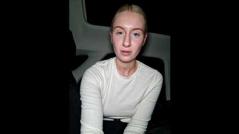 Media: cutieemy Stripchat 2023-10-30 17:12:00