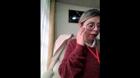 Media: emily_naughty_girl Stripchat 2023-10-30 16:29:00