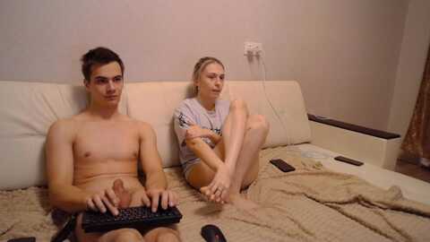 Media: lovelycouplea Stripchat 2023-10-30 14:42:00