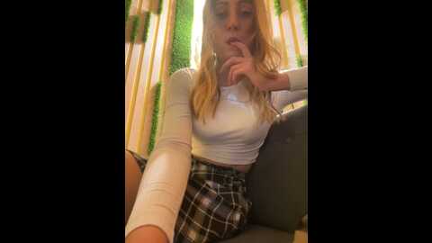 Media: puzdosia Stripchat 2023-10-30 02:22:00