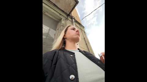 Media: streetdoll Stripchat 2023-10-30 16:48:00