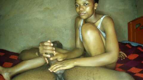 Media: tight_pussy_ke Stripchat 2023-10-30 08:00:00