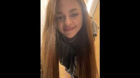 Media: angelinateller Stripchat 2023-10-31 04:59:00