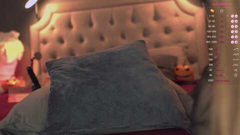 Media: baby_blush Stripchat 2023-10-31 00:32:00