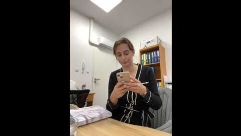 Media: hii_lolla Stripchat 2023-10-31 07:18:00
