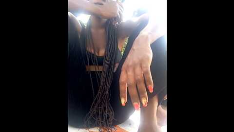 Media: littlemisses3 Stripchat 2023-10-31 10:06:00