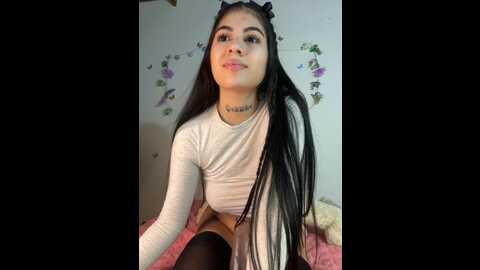 Media: sarasanders_4 Stripchat 2023-10-31 01:48:00