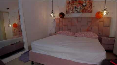 Media: sophieandmarkls Stripchat 2023-10-31 02:19:00