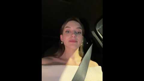 Media: _angelari_ Stripchat 2023-11-01 17:16:00