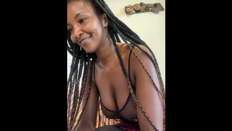 Media: _sonia Stripchat 2023-11-01 10:18:00