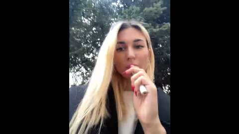 Media: charming_ritta Stripchat 2023-11-01 04:58:00