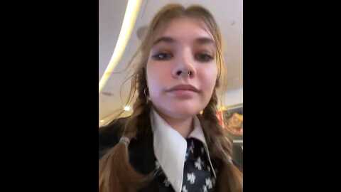 Media: holy_tereza Stripchat 2023-11-01 18:13:00