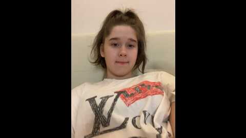 Media: hornygirlh Stripchat 2023-11-01 18:54:00