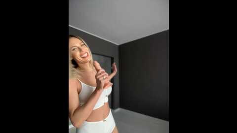 Media: jessyrey Stripchat 2023-11-01 08:15:00