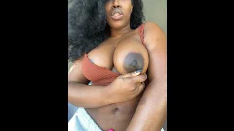 Media: julianne_ Stripchat 2023-11-01 19:57:00