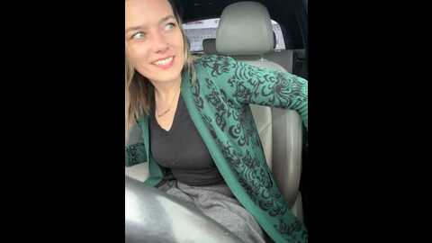 Media: ladylena1 Stripchat 2023-11-01 19:52:00