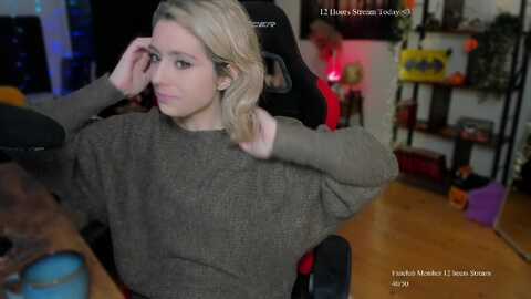 Media: lisaonthemoon Stripchat 2023-11-01 15:40:00