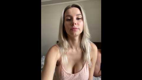 Media: niki7377 Stripchat 2023-11-01 06:03:00