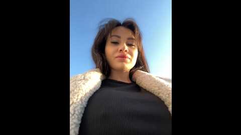 Media: wet__bunny Stripchat 2023-11-01 12:01:00