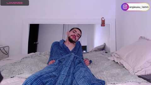 Media: aangie__uwu Stripchat 2023-11-02 02:58:00