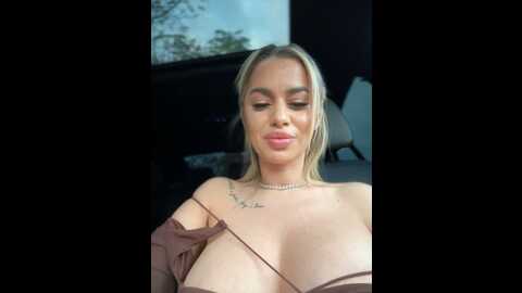 Media: kirstievegas Stripchat 2023-11-02 05:13:00
