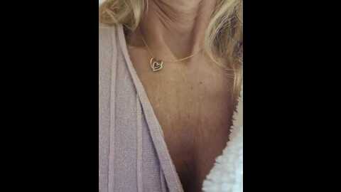 Media: nathotsexy1 Stripchat 2023-11-02 10:10:00