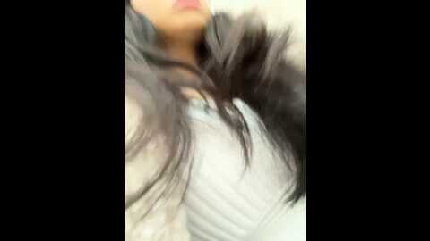 Media: wet__bunny Stripchat 2023-11-02 11:46:00