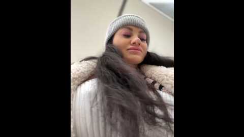 Media: wet__bunny Stripchat 2023-11-02 11:52:00