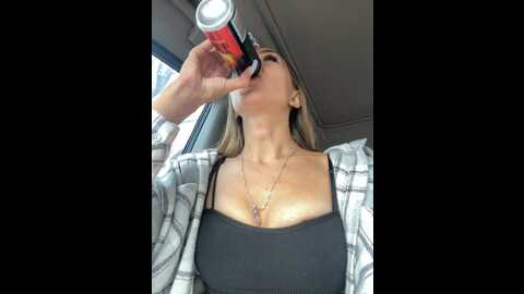 Media: with_love_olivia_ Stripchat 2023-11-02 11:54:00