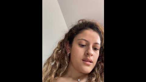 Media: alana15 Stripchat 2023-11-03 19:28:00