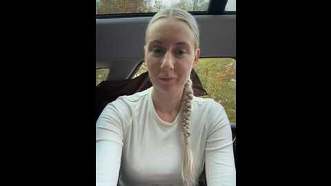 Media: cutieemy Stripchat 2023-11-03 12:17:00