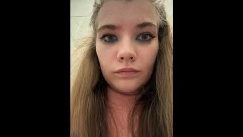 Media: holy_tereza Stripchat 2023-11-03 18:33:00