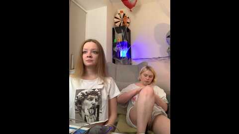 Media: radiants_two Stripchat 2023-11-03 04:00:00
