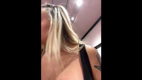 _rapunzel_ @ stripchat on 20231104