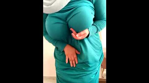 Media: amalarabic Stripchat 2023-11-04 09:52:00