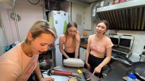 Media: dirtypub Stripchat 2023-11-04 18:12:00