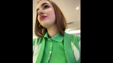 Media: snow_ma1den Stripchat 2023-11-04 09:44:00