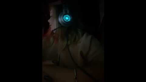 Media: sofiaadams Stripchat 2023-11-04 01:36:00