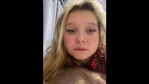 Media: sofiaadams Stripchat 2023-11-04 17:52:00