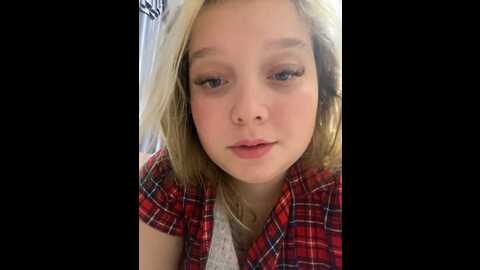 Media: sofiaadams Stripchat 2023-11-04 18:20:00