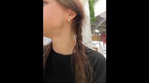 Media: angelinateller Stripchat 2023-11-05 03:43:00
