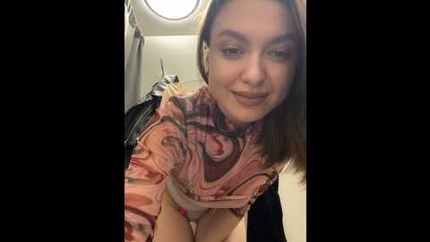 Media: brilliant_kiss Stripchat 2023-11-05 14:17:00