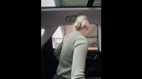 Media: cutieemy Stripchat 2023-11-05 13:42:00