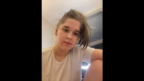 Media: hornygirlh Stripchat 2023-11-05 20:38:00