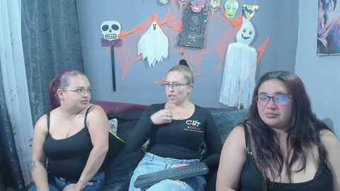 lesb_milf @ stripchat on 20231105