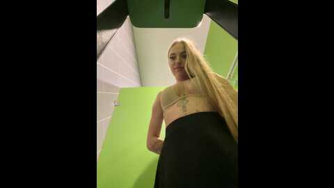 Media: pinkstar_ Stripchat 2023-11-05 09:40:00