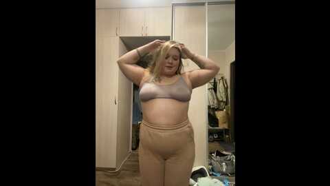 Media: sofiaadams Stripchat 2023-11-05 18:40:00