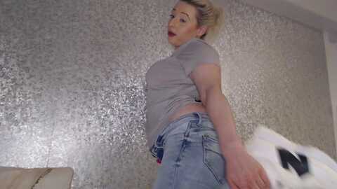 Media: strongqueen Stripchat 2023-11-04 23:58:00