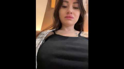 Media: wet__bunny Stripchat 2023-11-05 09:53:00