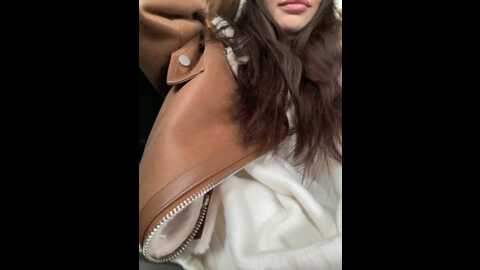 Media: angelinateller Stripchat 2023-11-06 08:51:00
